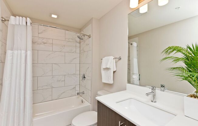 2 beds, 2 baths, 869 sqft, $4,150, Unit 1552-601