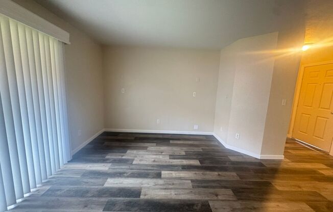 2 beds, 2 baths, $1,350