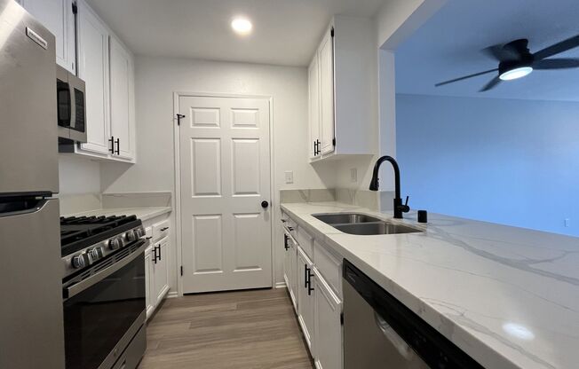 2 beds, 1.5 baths, 1,150 sqft, $2,248, Unit 302