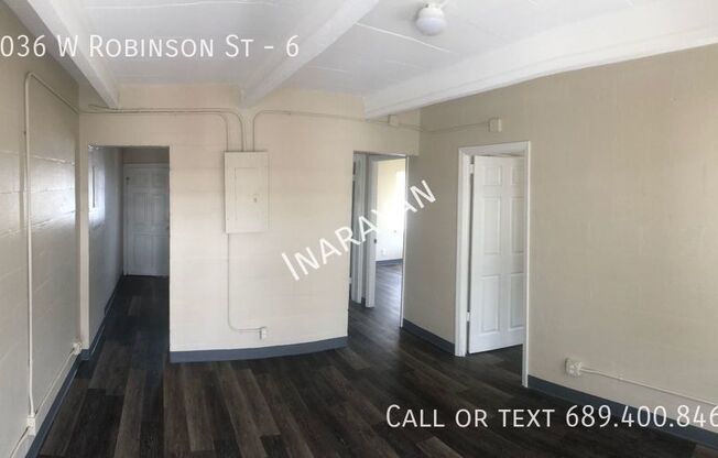 1036 W Robinson St