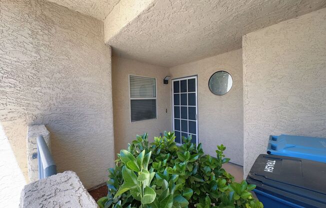 2 bedroom 2.5 bath 1 garage 1 carport townhouse