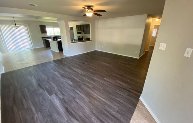 Chandler Creek: Updated 3BD 2BA Home in Round Rock.