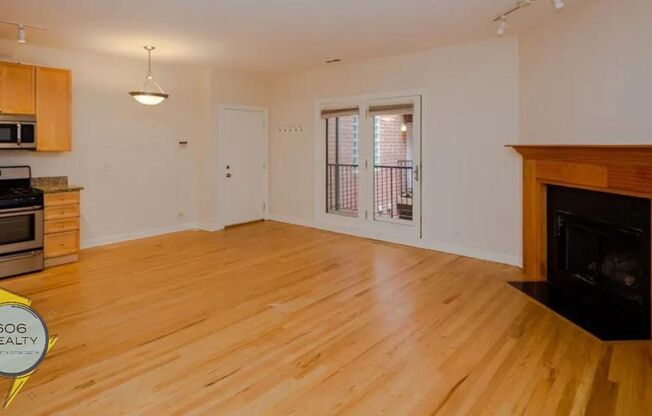 Remodeled Wrigleyville Apts!