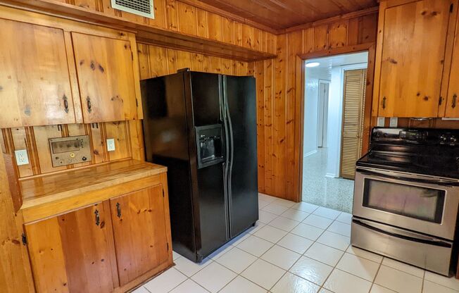 3 beds, 2 baths, $2,400