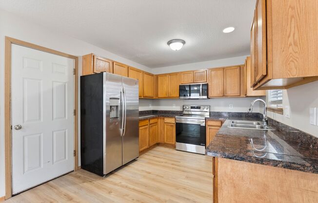 5Bed/2.5 Bath House available