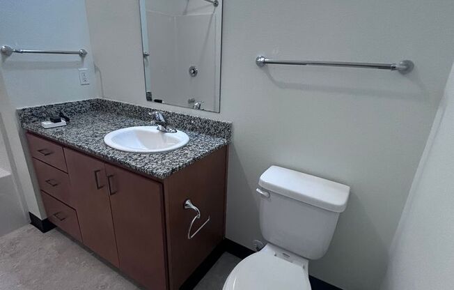 2 beds, 1.5 baths, 920 sqft, $1,700, Unit 89355-08