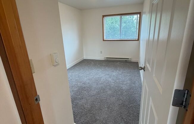 2 beds, 1 bath, 720 sqft, $1,350, Unit 359-6007