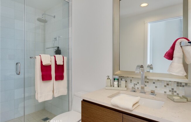 2 beds, 2.3 baths, 1,920 sqft, $9,300, Unit 32B