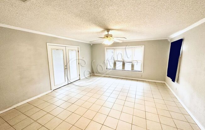 3 Bed/ 1.5 Bath in Copperas Cove