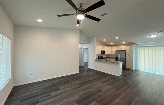 Modern Elegance Awaits: Stunning New Build at 3BD/2BA- 5 Maple Drive!