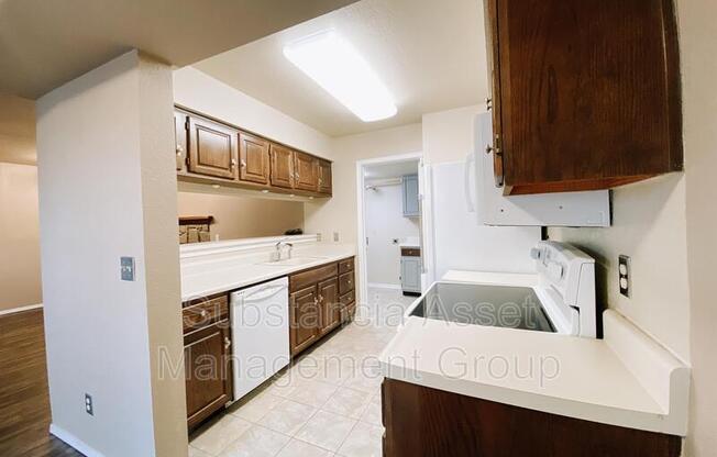 14421 N PENNSYLVANIA AVE