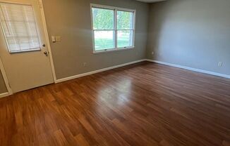 2 beds, 1 bath, $1,050