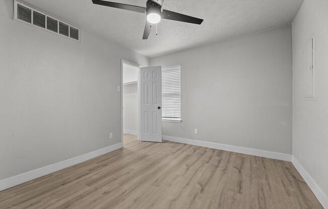 1 bed, 1 bath, 495 sqft, $800, Unit 214