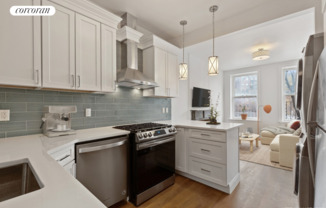 11 CARMINE ST