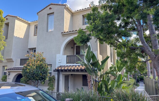 1280 Haglar Way #6