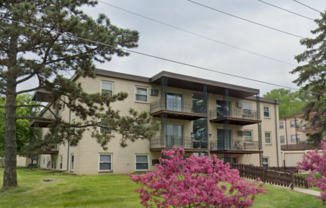 Larpenteur Apartments
