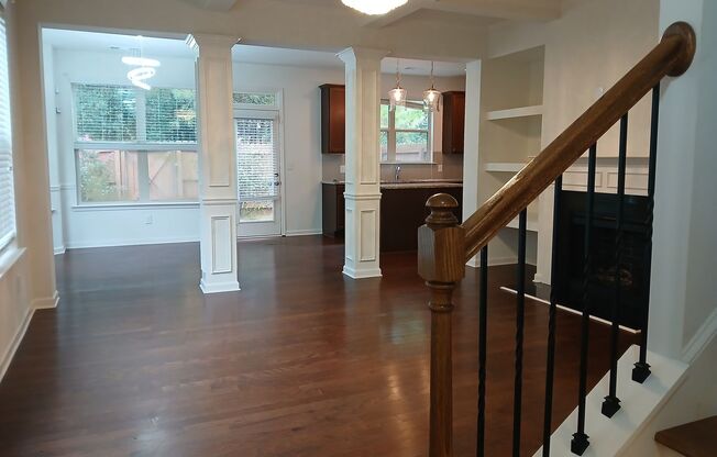 3 beds, 2.5 baths, $2,195
