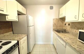 413 E 85 ST
