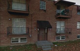 1300 OAKWOOD AVE