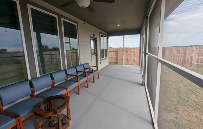 201 CHICKASAW LN