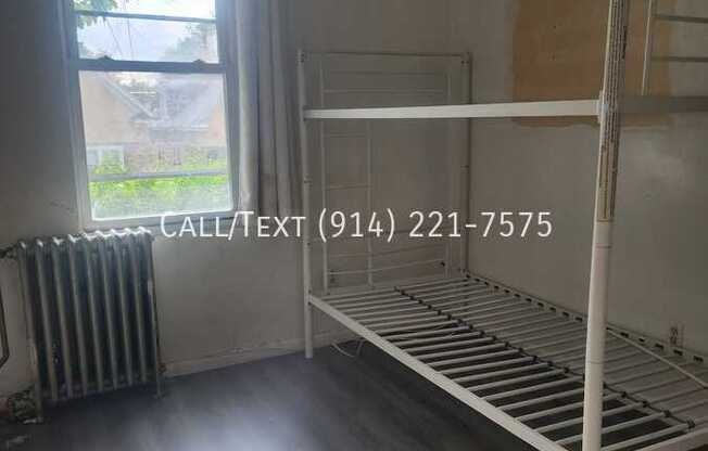 149 W 5 ST