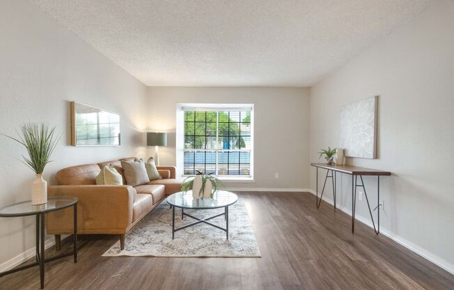 Studio, 1 bath, 450 sqft, $800, Unit 3-112