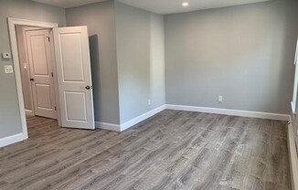 1 bed, 1 bath, $2,300, Unit 2