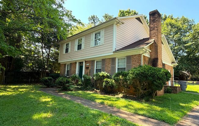 Home in Coventry Woods Community