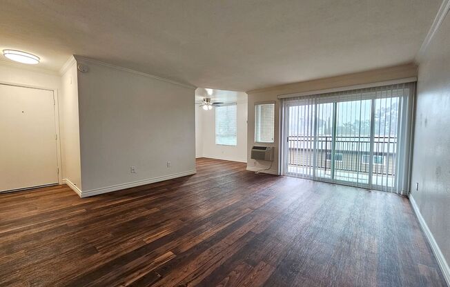 1 bed, 1 bath, 744 sqft, $1,795, Unit 2109-05