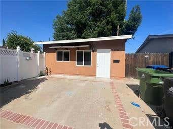 1 bed, 1 bath, 451 sqft, $2,250