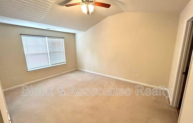 249 LINDEN PARK LN