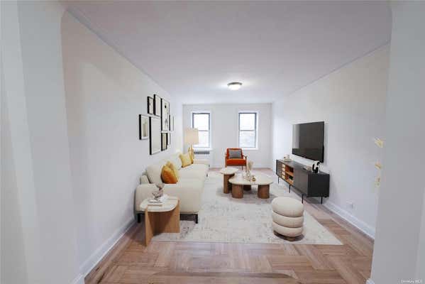 2 beds, 2 baths, 1,100 sqft, $2,900, Unit 5M