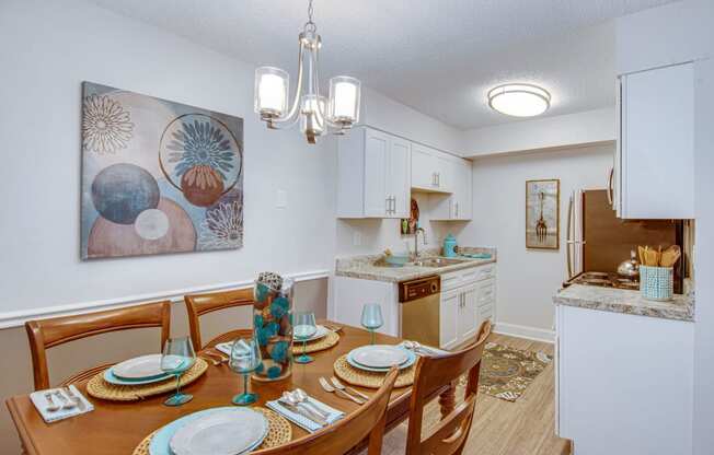 Dining Room and Kitchen View at Nob Hill Apartments, Tennessee, 37211