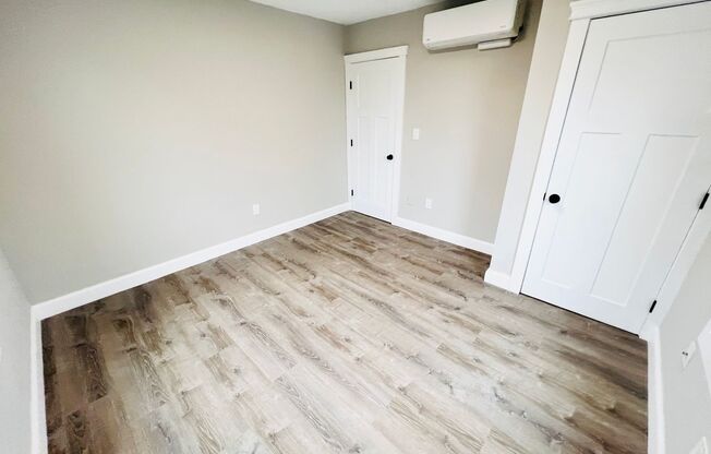 2 beds, 1 bath, $2,750