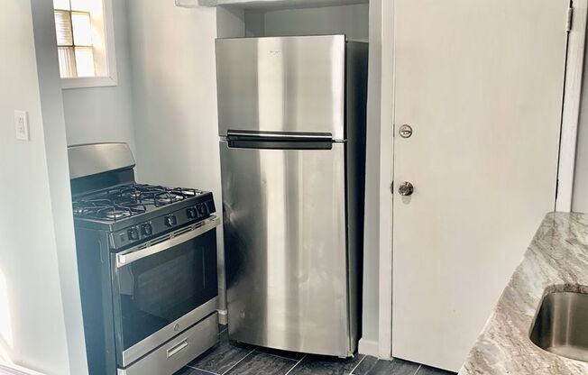 1 bed, 1 bath, 900 sqft, $945, Unit Unit 1