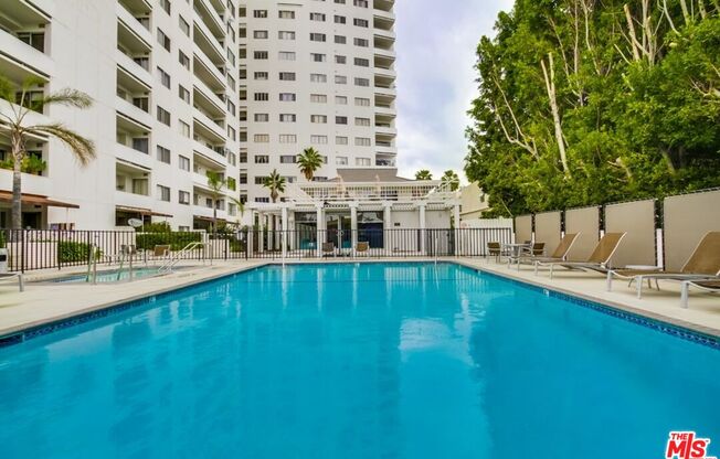 2 beds, 2 baths, 1,377 sqft, $5,750, Unit 802