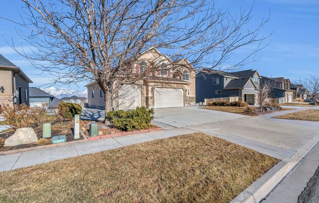 AWESOME 2 STORY w/ 4 CAR GARAGE!