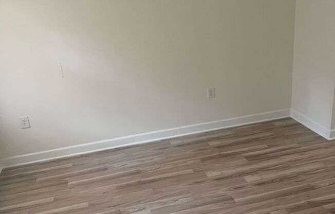 End unit townhome in Stonebrook