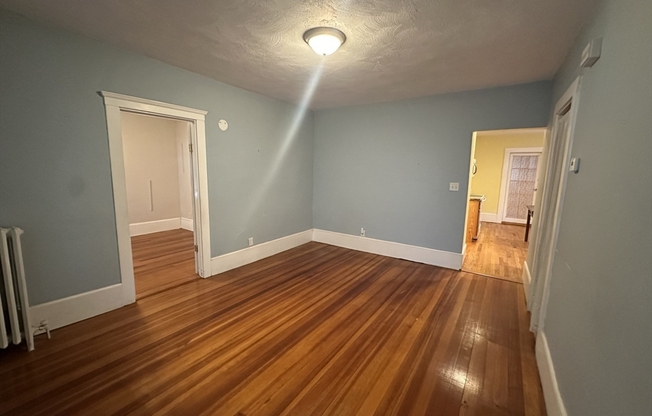 24 HILLSIDE AVE