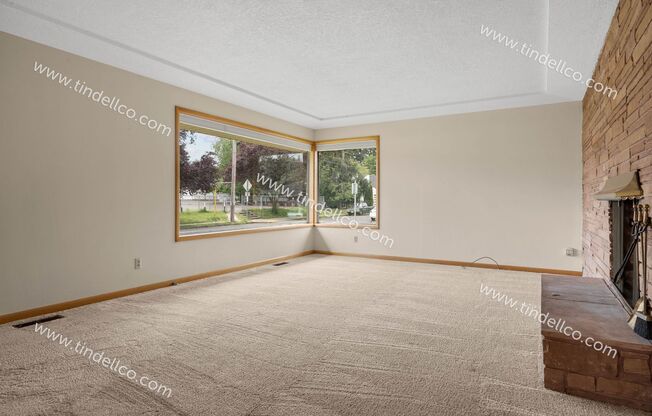 Vintage Elegance Meets Modern Comfort on a Beautiful Corner Lot in Arbor Lodge!