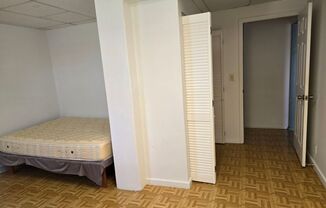 1 bed, 2 baths, 100 sqft, $950