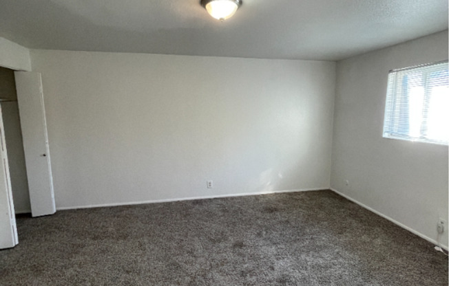 2 beds, 1 bath, 900 sqft, $1,095, Unit Unit 6