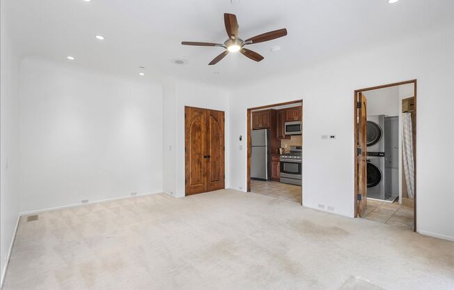 10141 Grandview Dr. #A-2 | Studio | 1 bath