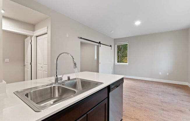 1 bed, 1 bath, 539 sqft, $1,725, Unit D-205