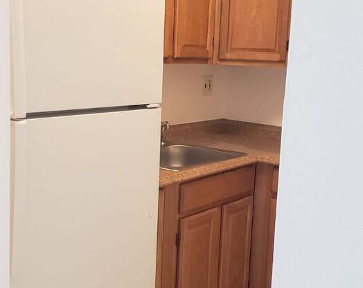 1 bed, 1 bath, $1,450, Unit #206