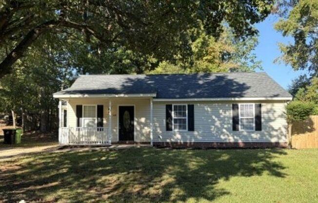 Gorgeous 3BD/2BA ranch home in Holly Springs!