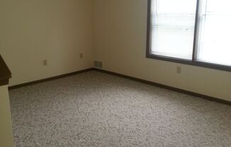 2 beds, 1.5 baths, 950 sqft, $1,174, Unit 3344 - 221