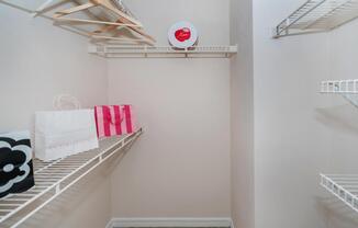 Walk-in Closet