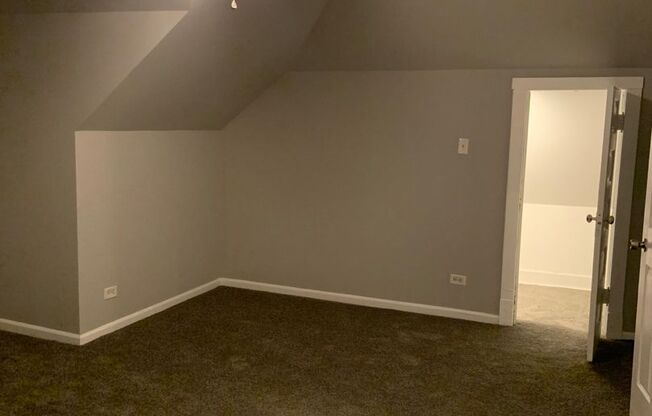 7147 S Princeton Ave