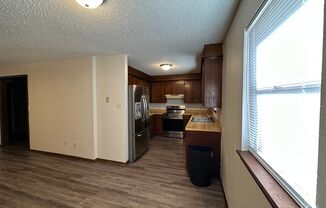 2 beds, 1 bath, $695, Unit 514 W J St #C